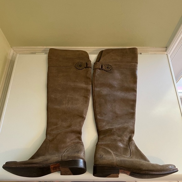 Frye OTK Boots, Brown, Size 7 - Picture 5 of 10